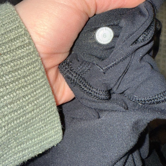 Lululemon Bike Shorts 6 - Picture 3 of 3